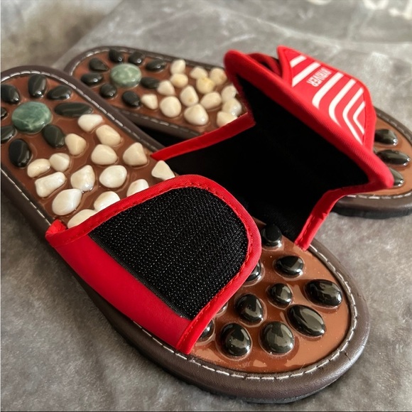 Reflexology Foot Massager, Stone Massage Slippers Sandals Shoes Slides - Picture 3 of 6